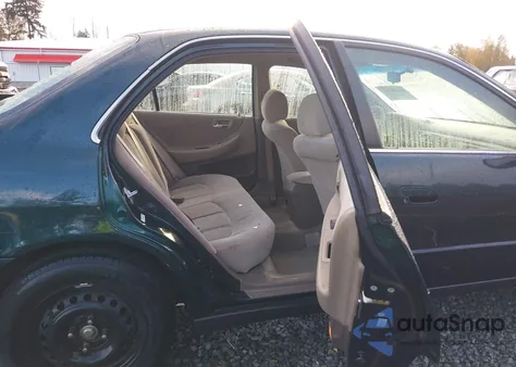 1999 Honda Accord Lx from USA, damaged, VIN 1HGCG5642XA123417